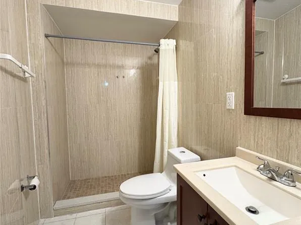 71-66 Parsons Boulevard image 10 of 14