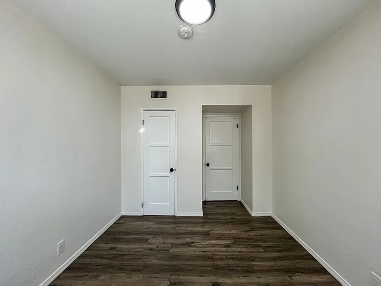 3401 W 84th Pl — Photo 27