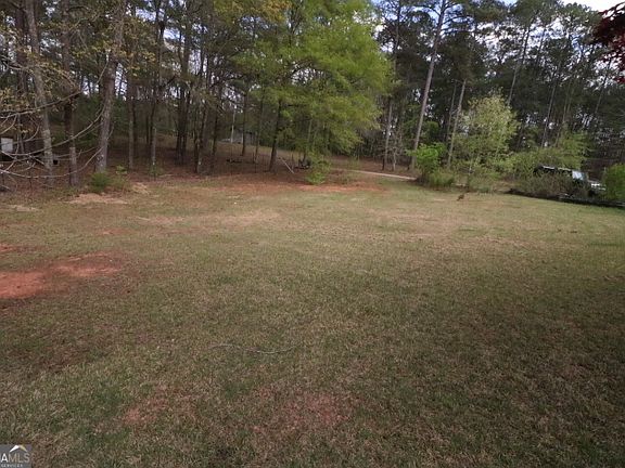 3rd image of 775 Rock Mills Rd