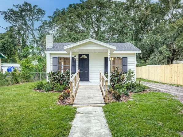 2429 Lakeview St, Lakeland, FL 33801