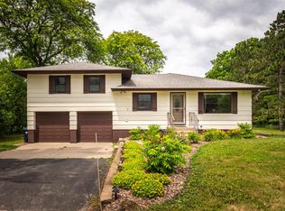 1951 E Main St, Onalaska, WI 54650