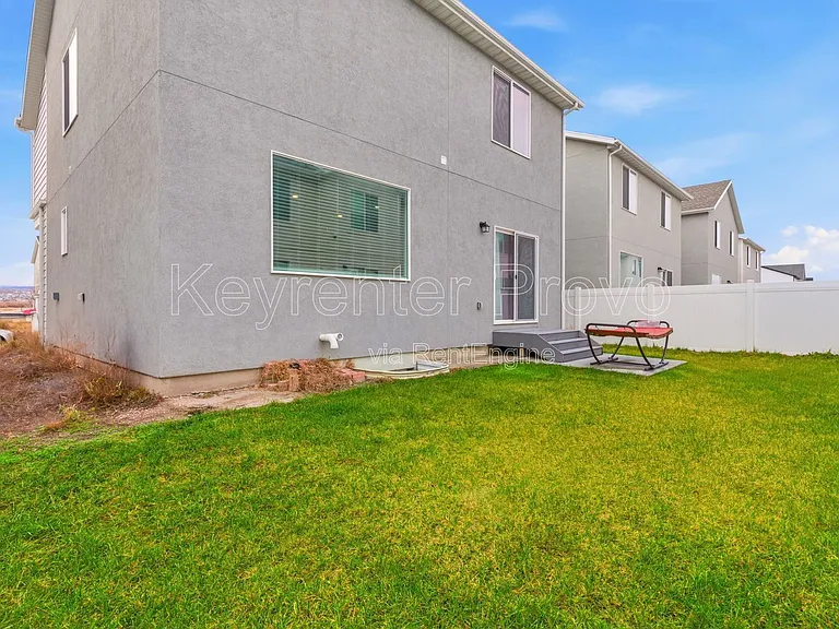 522 N Scuttlebutt Ln — Photo 33
