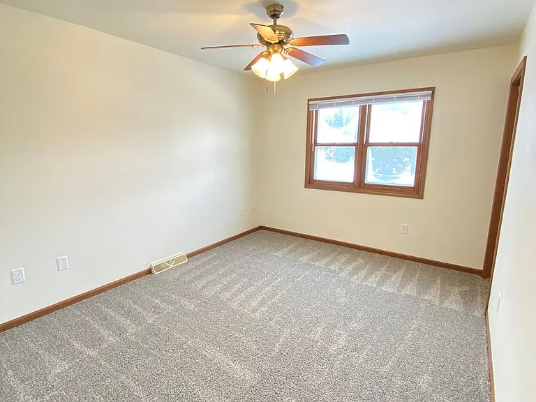1785 Alexandra Ct — Photo 18
