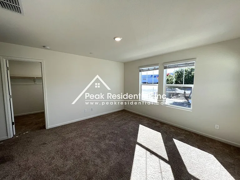 7949 Arcadia Dr — Photo 21