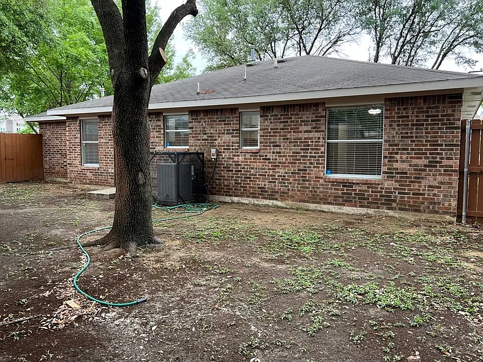1007 Shaw St — Photo 30