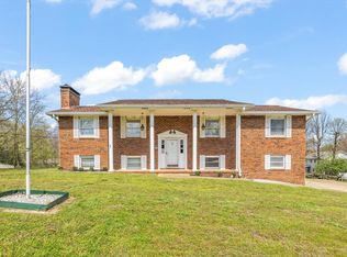 9121 Potomac Dr, Chattanooga, TN 37421