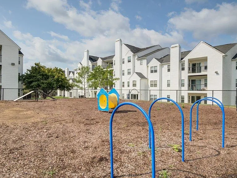 The Apartments at Diamond Ridge — Photo 17