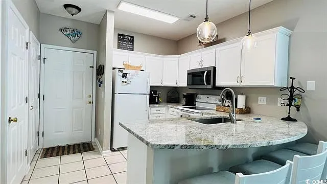 476 River Oaks Dr — Photo 3