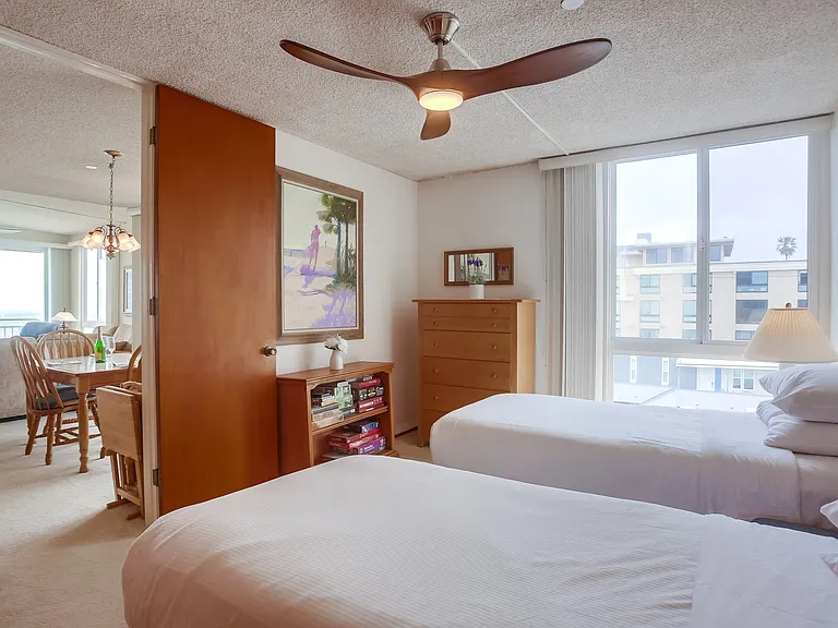 4627 Ocean Blvd #416 — Photo 31