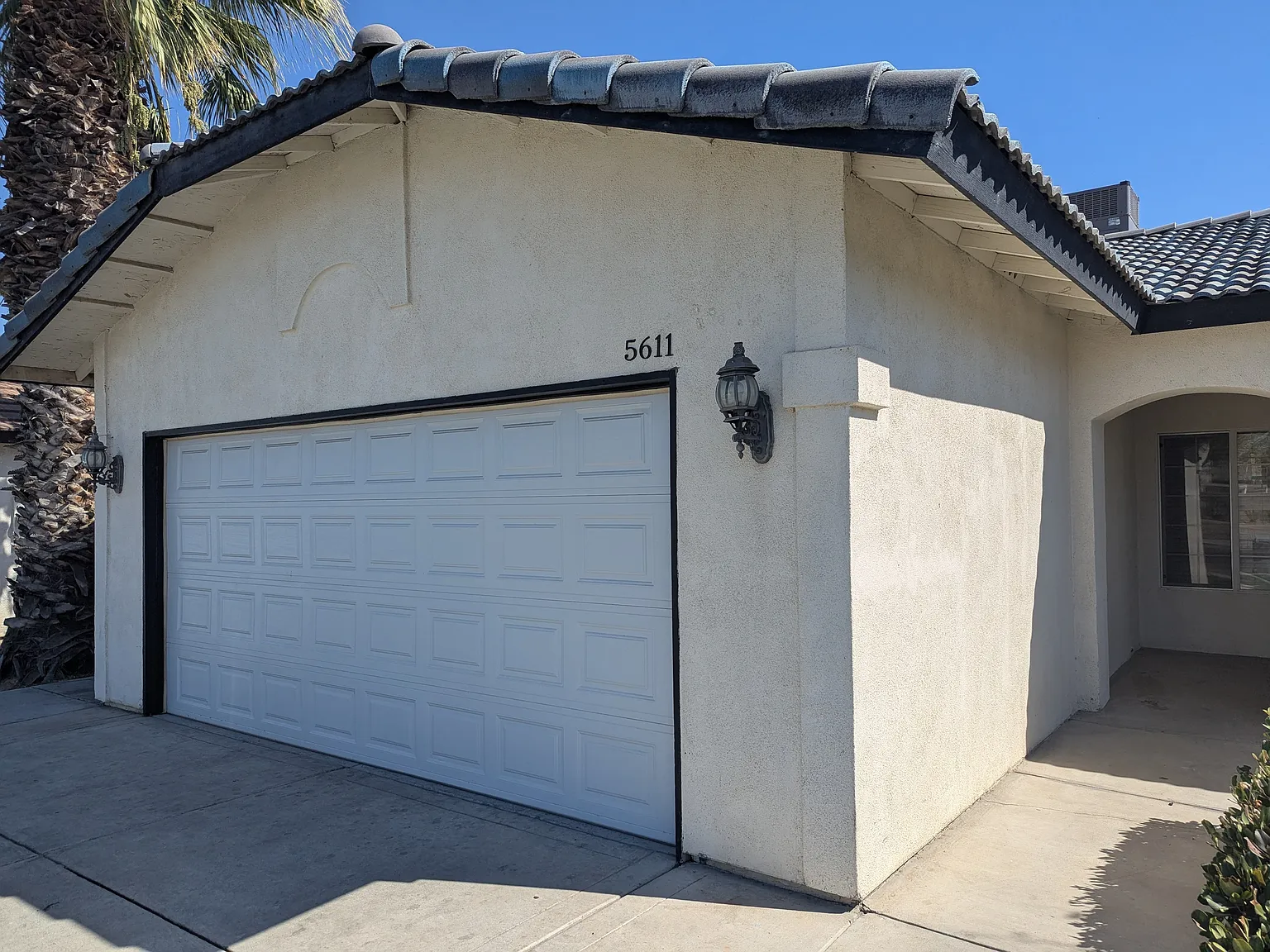 5611 Pine Canyon Dr — Photo 2