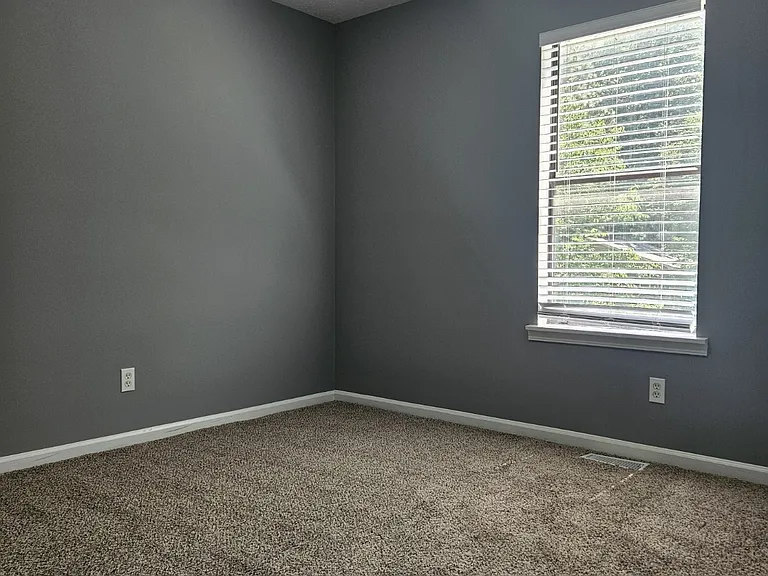 4115 Cranwood Dr S — Photo 20