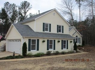 240 Natures Cove Rd, Newnan, GA 30263