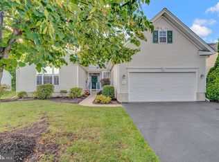 4 Fitzgerald Ln, Columbus, NJ 08022