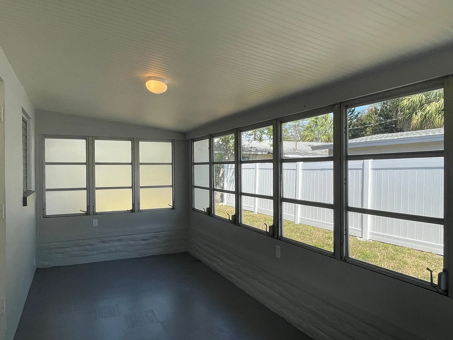 2 bed, 1043 sqft, $2,000 — Photo 3
