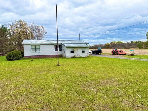 1917 Seneca St, Romulus, NY 14541