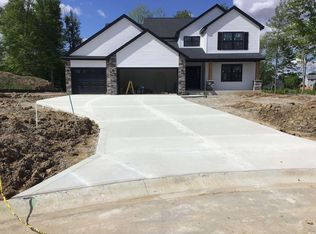 4740 Falcon Pkwy, New Haven, IN 46774