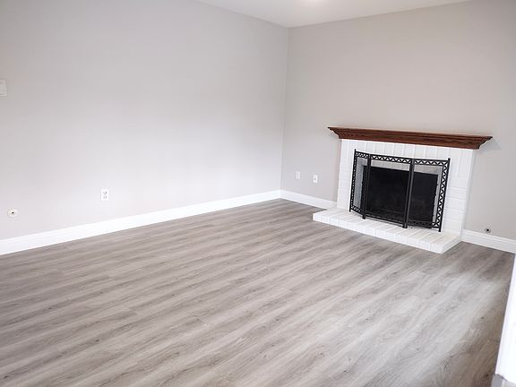 5th image of 8384 Menkar Rd