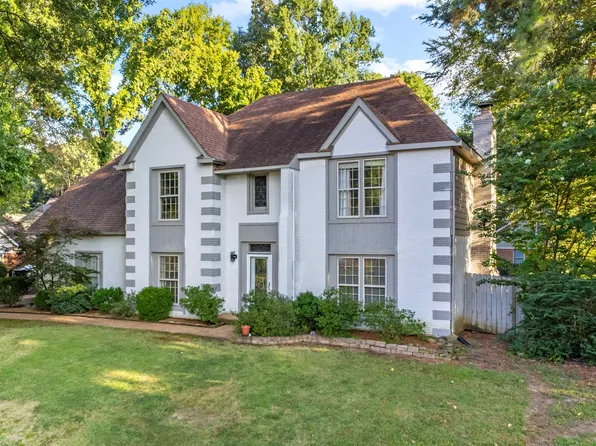 2818 Morning Woods Dr, Cordova, TN 38016