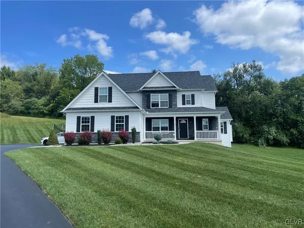 790 Bethany Pl, Walnutport, PA 18088