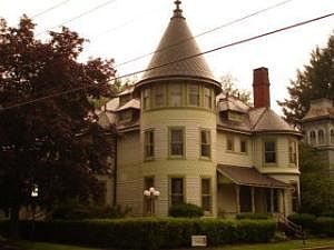 1st image of 302 Church St