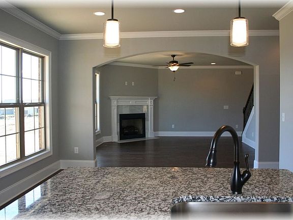 3rd image of 1312 Barnsdale Pl Lot 28