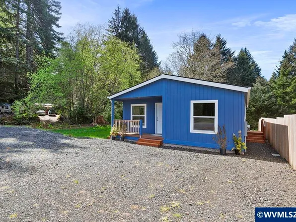 1680 SE Jefferson St, Waldport, OR 97394