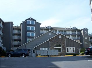 1318 37th St UNIT 1208, Everett, WA 98201