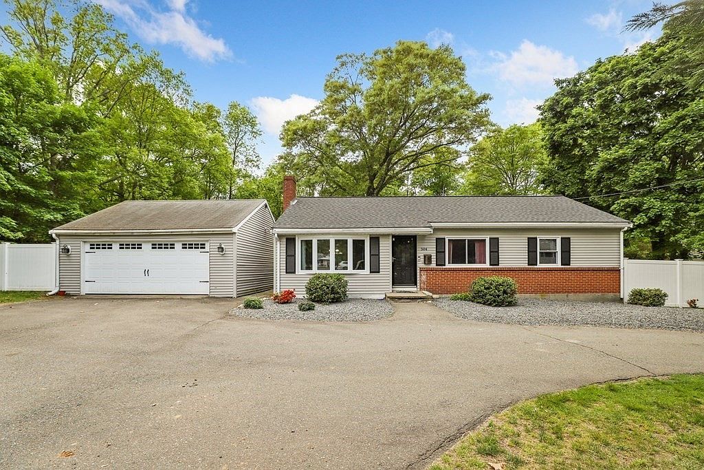 504 Page St, Avon, MA 02322 Zillow