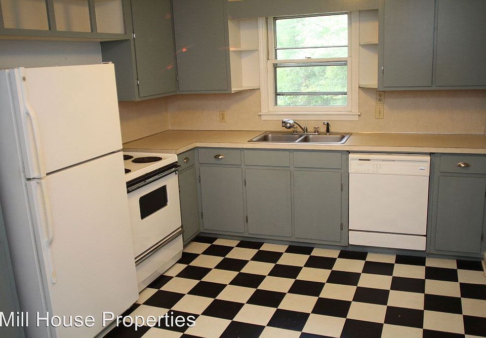 1st image of 1218 Roosevelt Dr