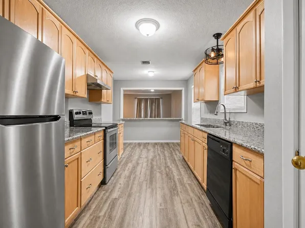 1339 Macclesby Ln, Channelview, TX 77530