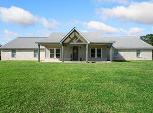 36 Ridgetop Dr, Carriere, MS 39426