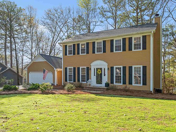 3rd image of 2048 Shagbark Rd