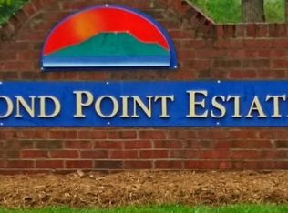 5785 Crown Ter, Hickory, NC 28601