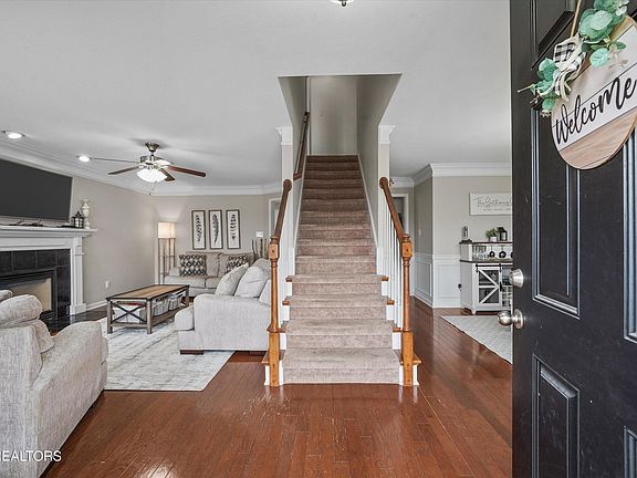 4th image of 3323 Red Meadow Rd