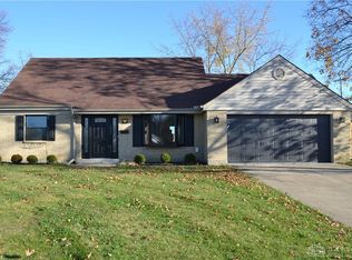 181 Katy Ln, Englewood, OH 45322