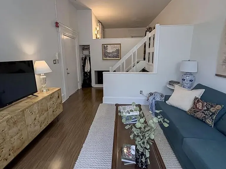 1525 Green St #1FF — Photo 17