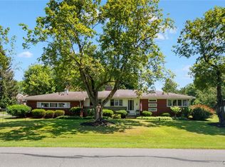 7958 Vernon Rd S, Cicero, NY 13039