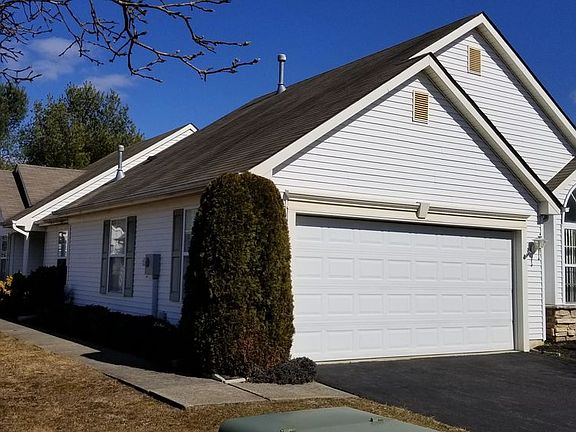 4th image of 5 Schoolhouse Ln