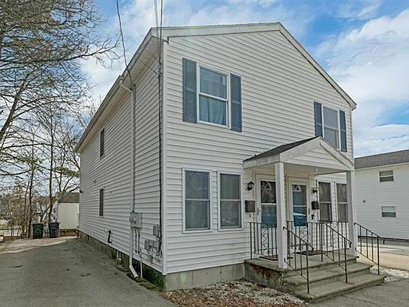 3rd image of 479 Lake Avenue