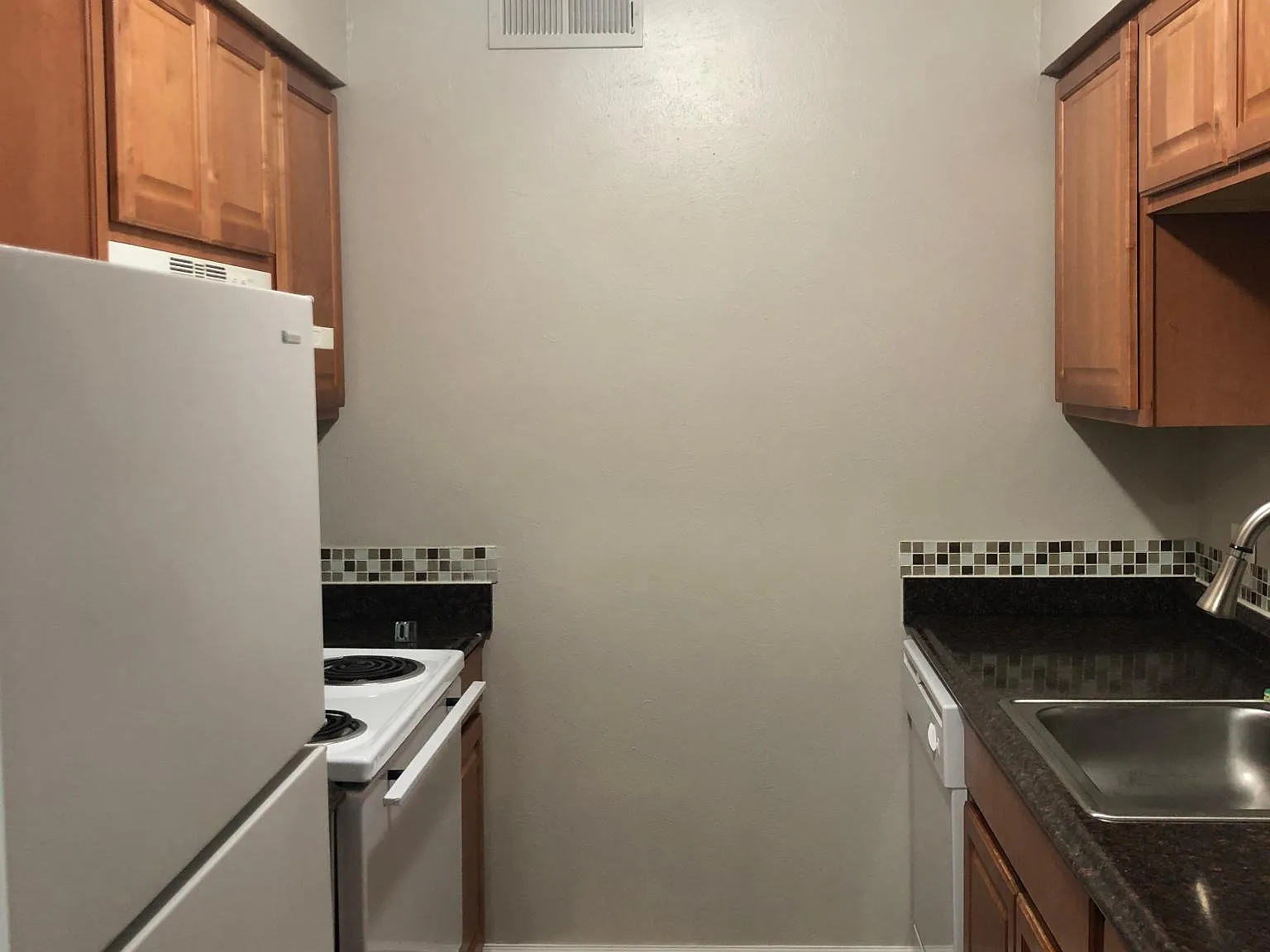 3633 S Sheridan Blvd — Photo 4