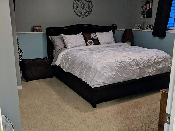 Downstairs large bedroom