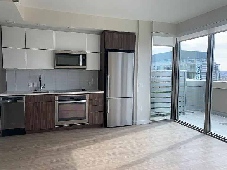 Artline Apartments — Photo 35
