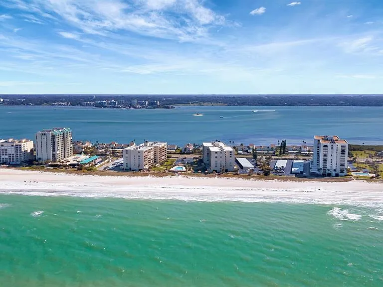 1451 Gulf Blvd #101 — Photo 38
