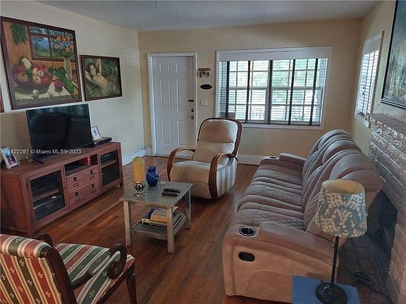 2nd image of 4025 SW 62nd Ct #4025