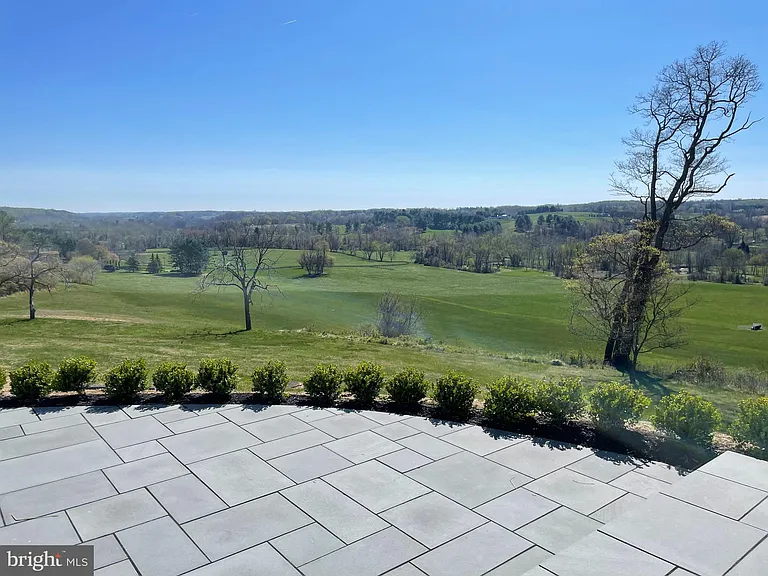 2601 Butler Rd — Photo 36