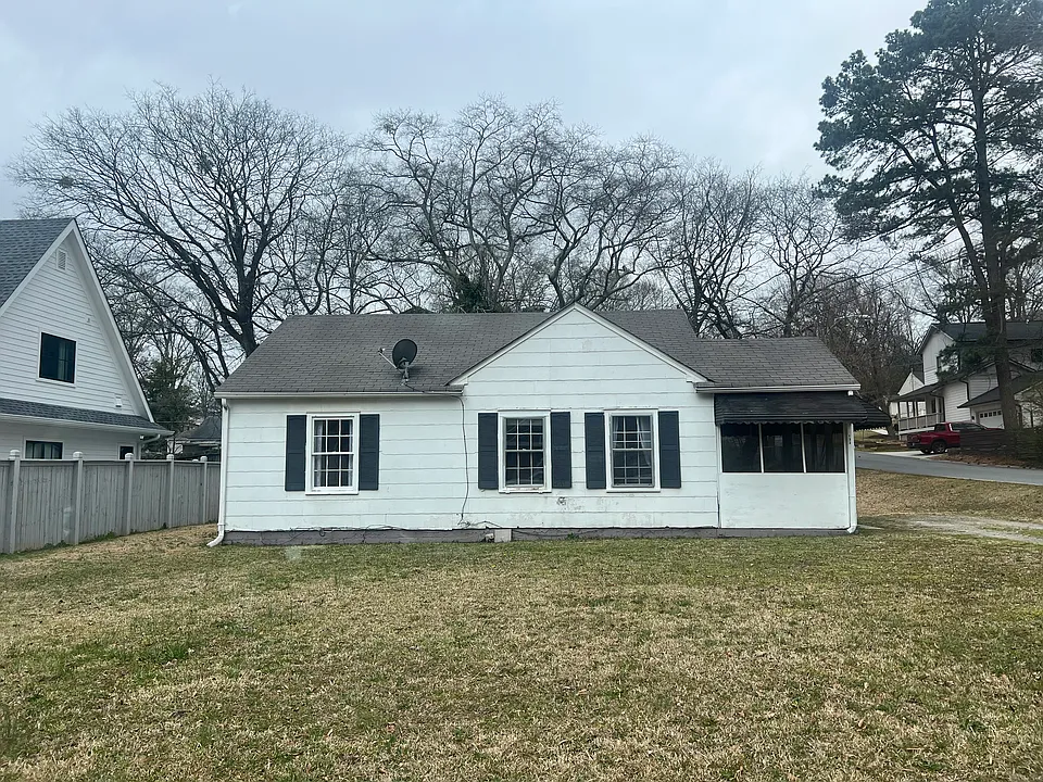 132 Jackson Cir
