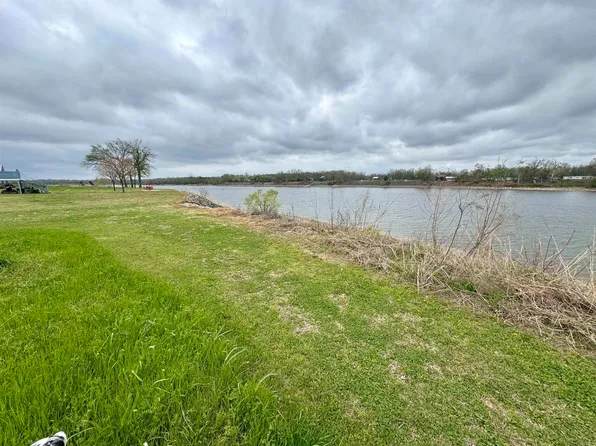 91 Declan Ln, Savannah, TN 38372