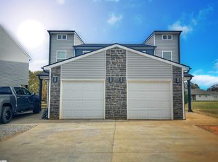 781/783 Berry Rd, Boiling Springs, SC 29316