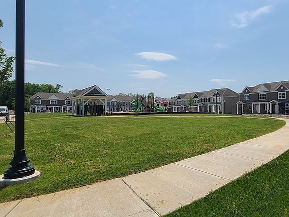 4th image of 304 Carr Ln Lot 53