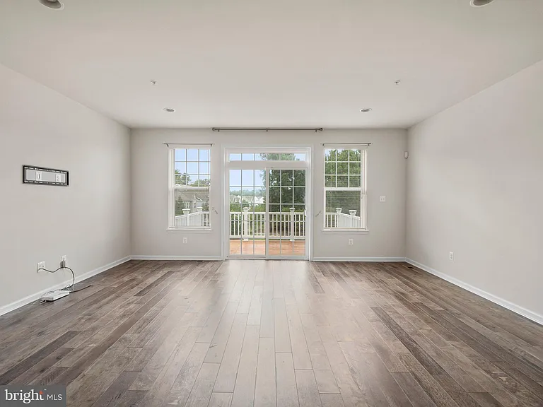 43706 Winterberry Way — Photo 18